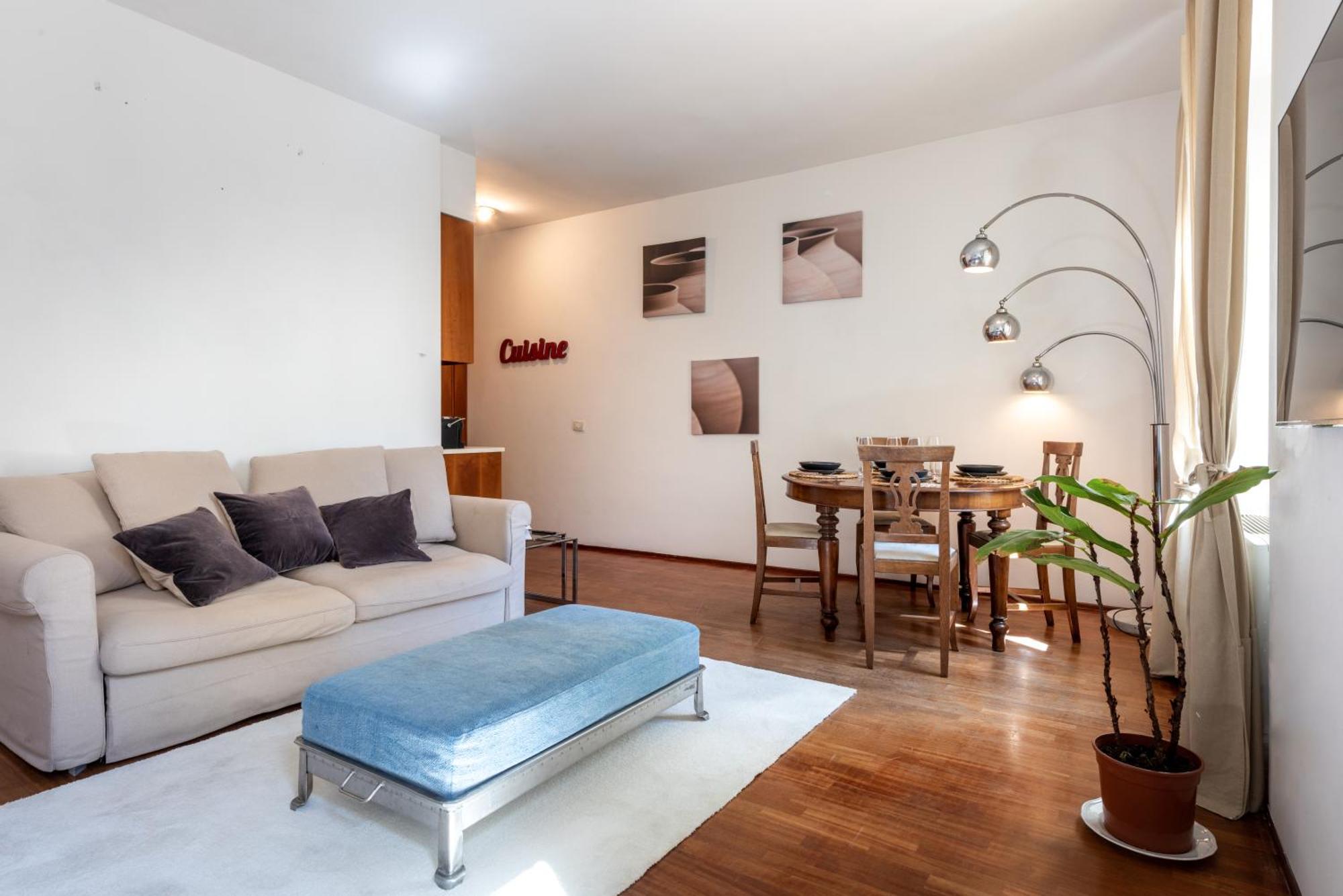 Heart Of Luxury With Terrace Apartment
